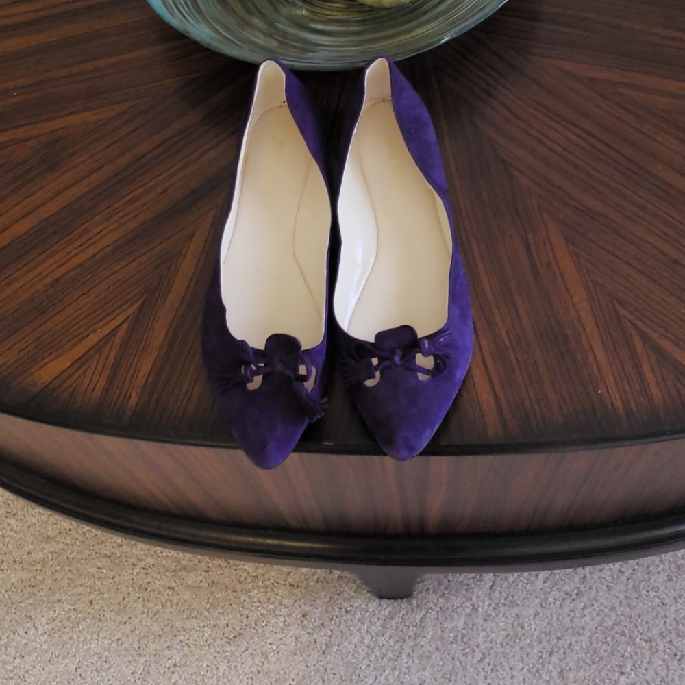 Purple suede Nine West flats